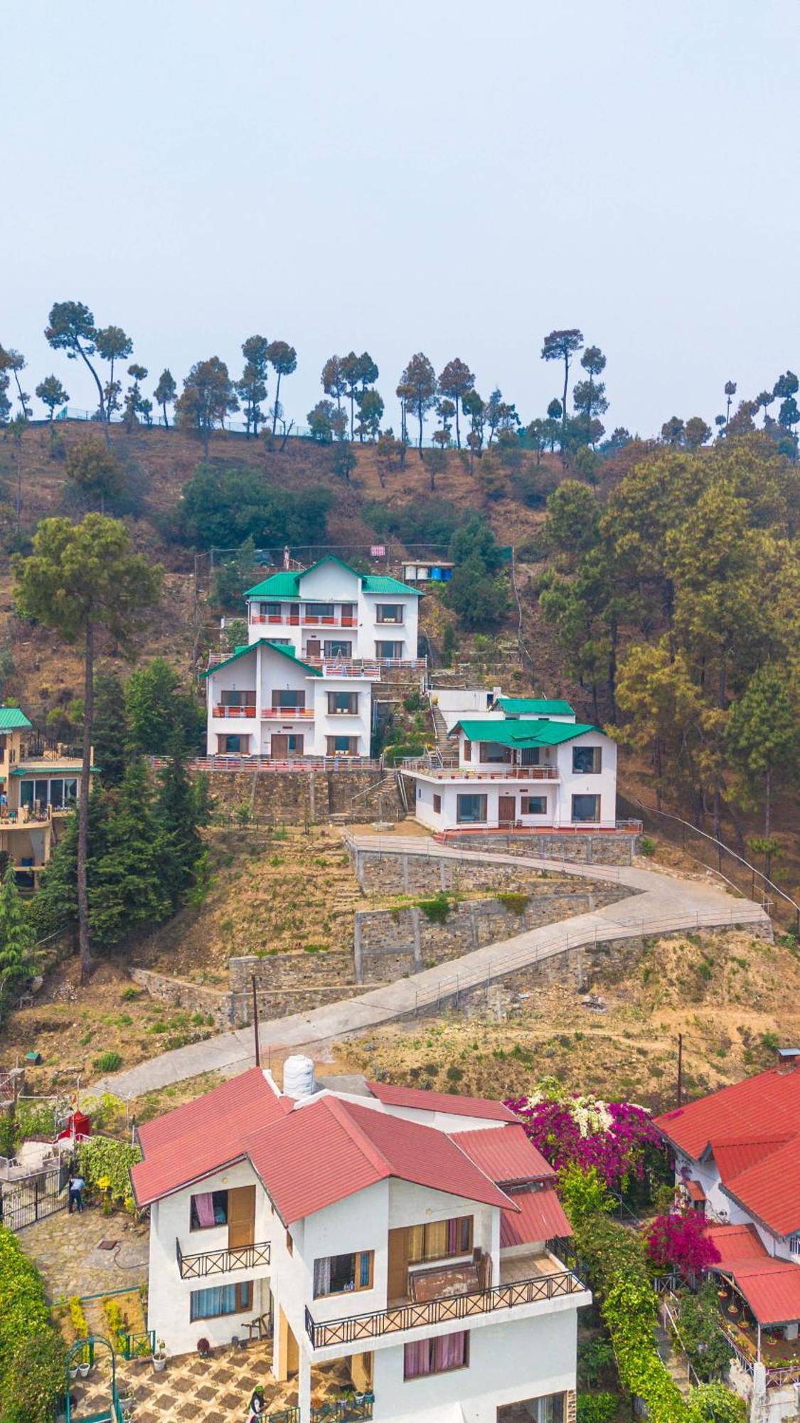 Hostie Sahasrara-3Bhk Chalets, Majkhali, Ranikhet Exterior photo